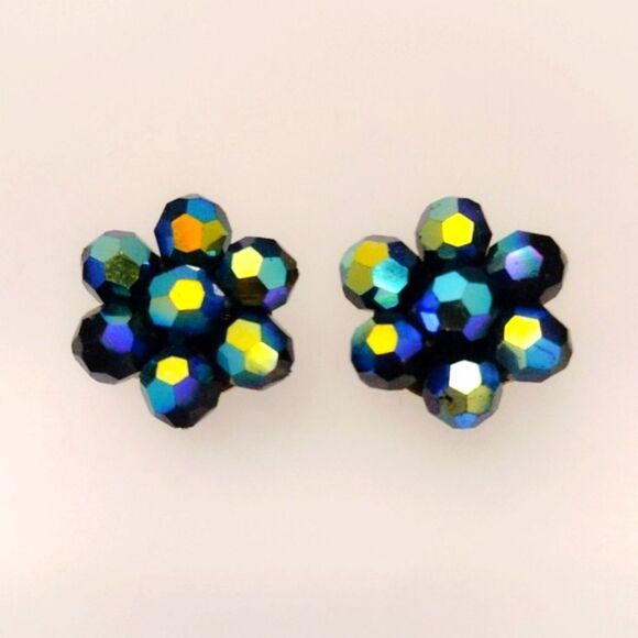 Vintage Jewelry - Vintage Blue Aurora Borealis Clip-On Earrings